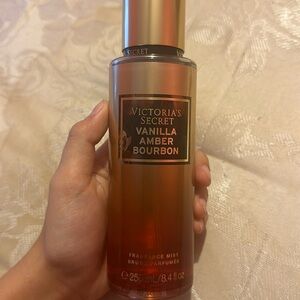 Victoria’s Secret Vanilla Amber Bourbon Body Mist
